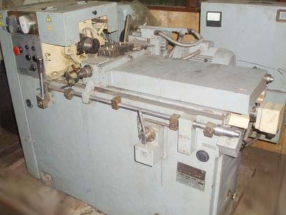 Загальний вигляд резьбонарезного верстата 5992